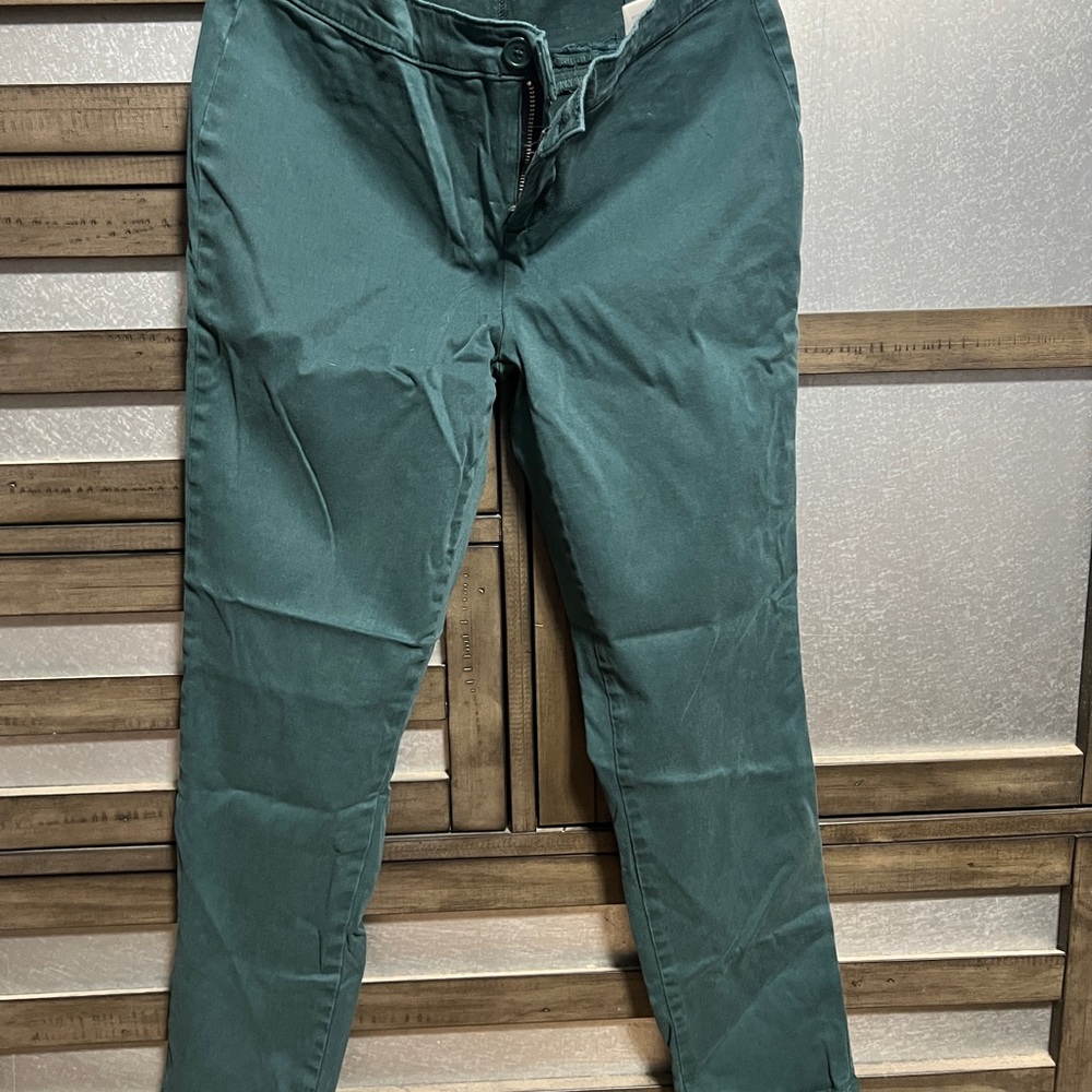 Women’s Green Pants